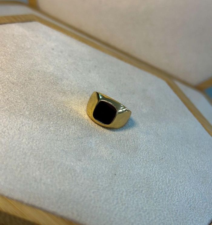 Anel Ajustável Quadrado Marrom — banho de ouro 18k, Heali Semijoias