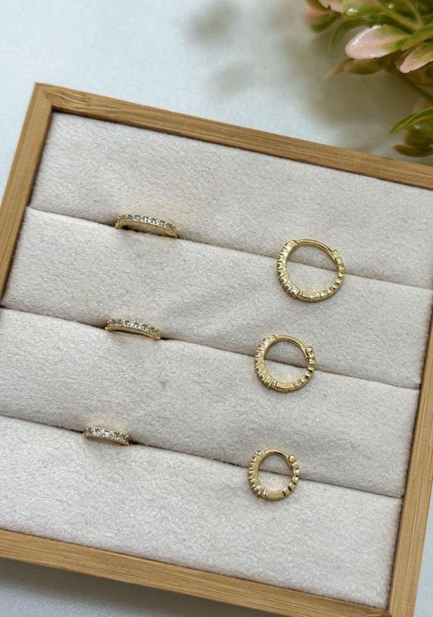 Trio DE Brincos Trio DE Argolas Cravejadas EM Zirconia — banho de paládio, Heali Semijoias